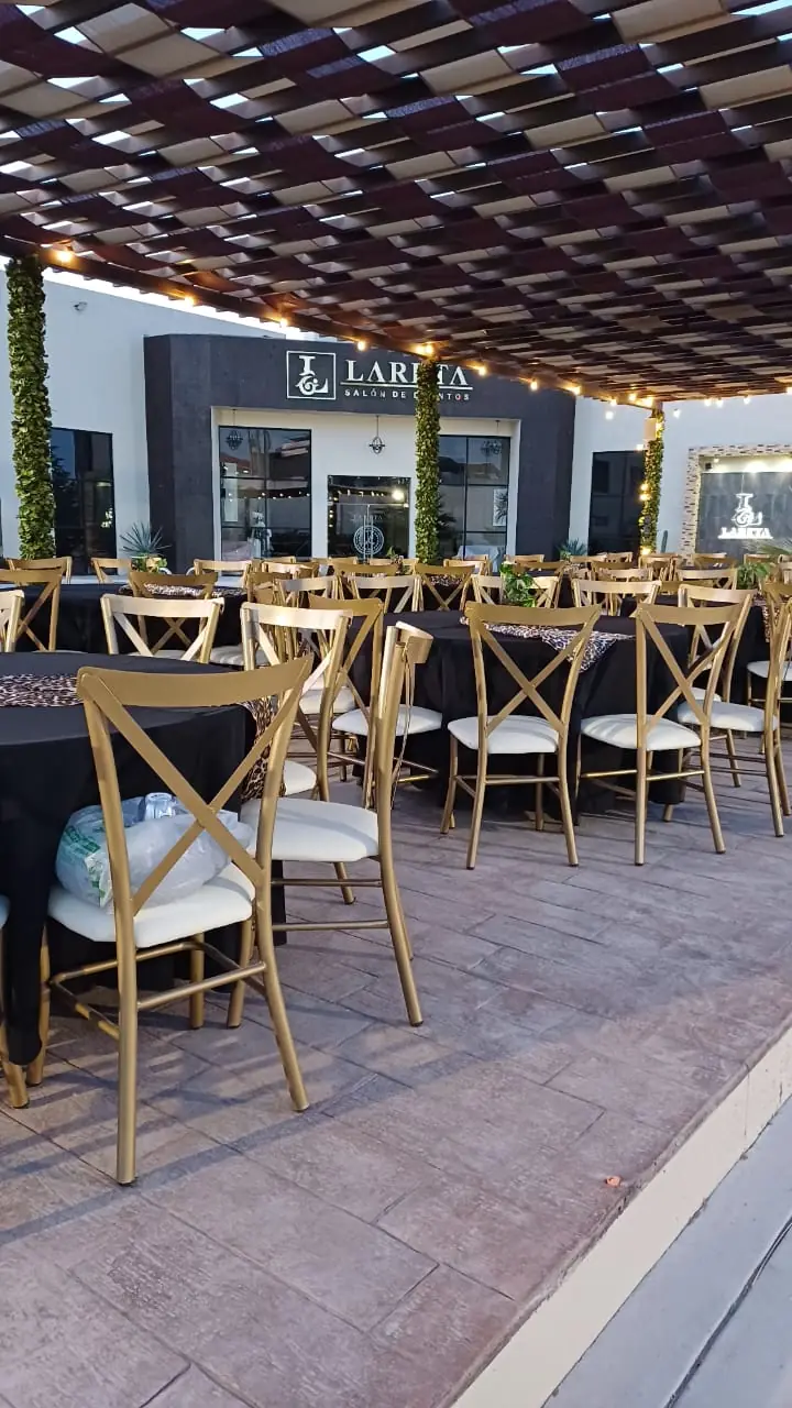 Detalle de montaje corporativo en Lareta Chihuahua