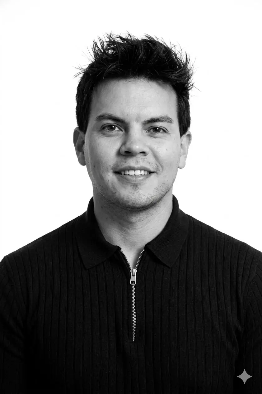 Dr. Eddy Andrés Mendoza Acosta — Social Media Manager de Lareta