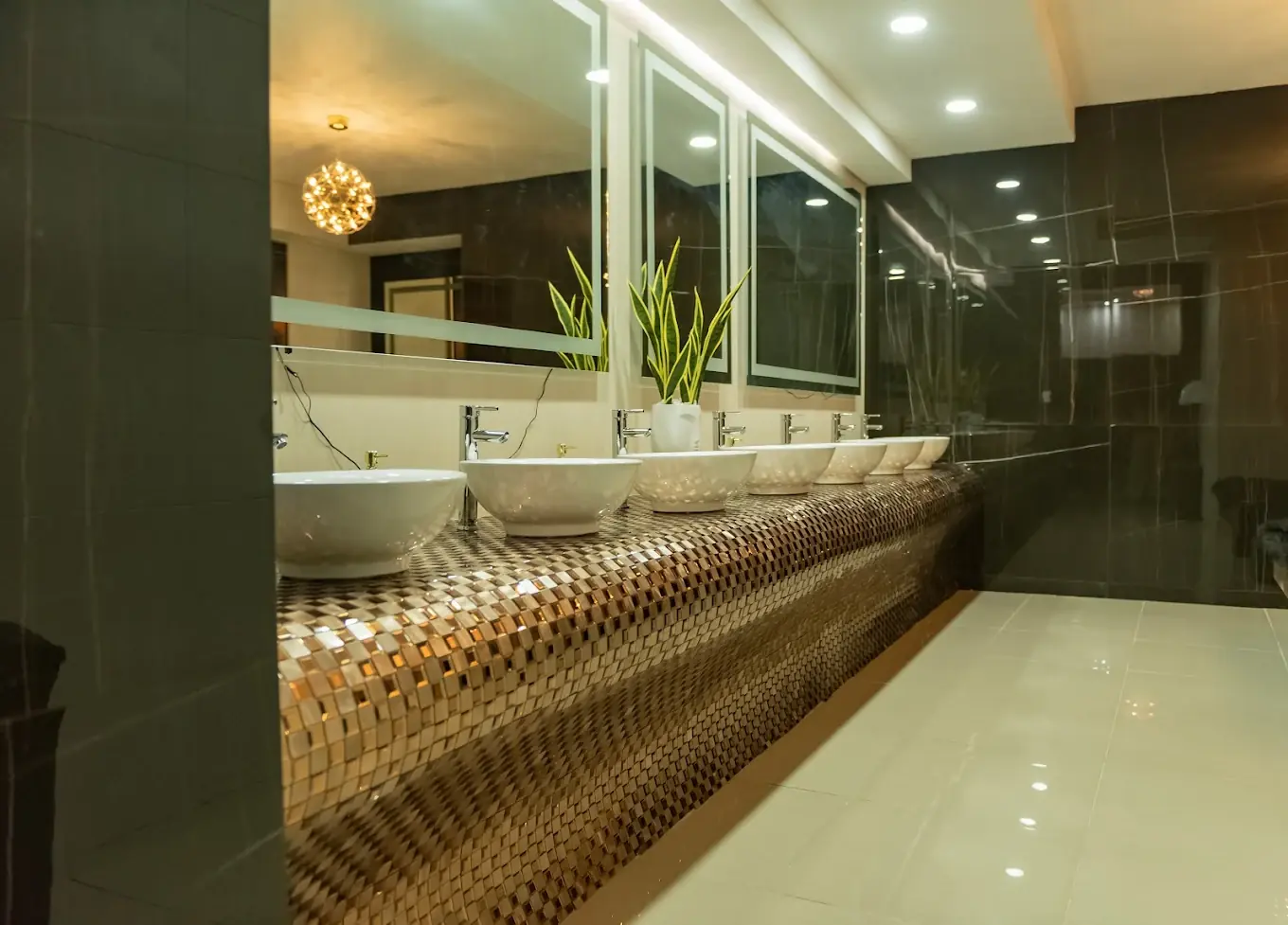 Baños mixtos del salón de eventos Lareta Chihuahua