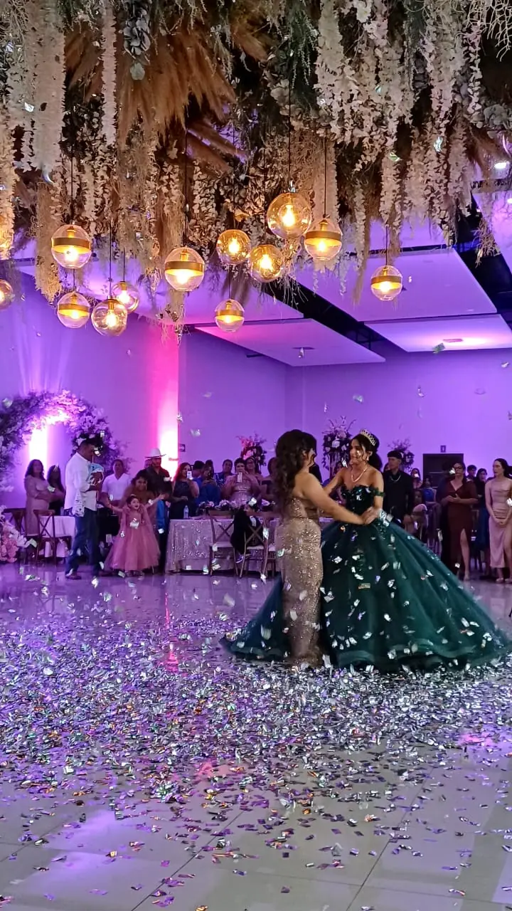 Montaje de XV años en Lareta